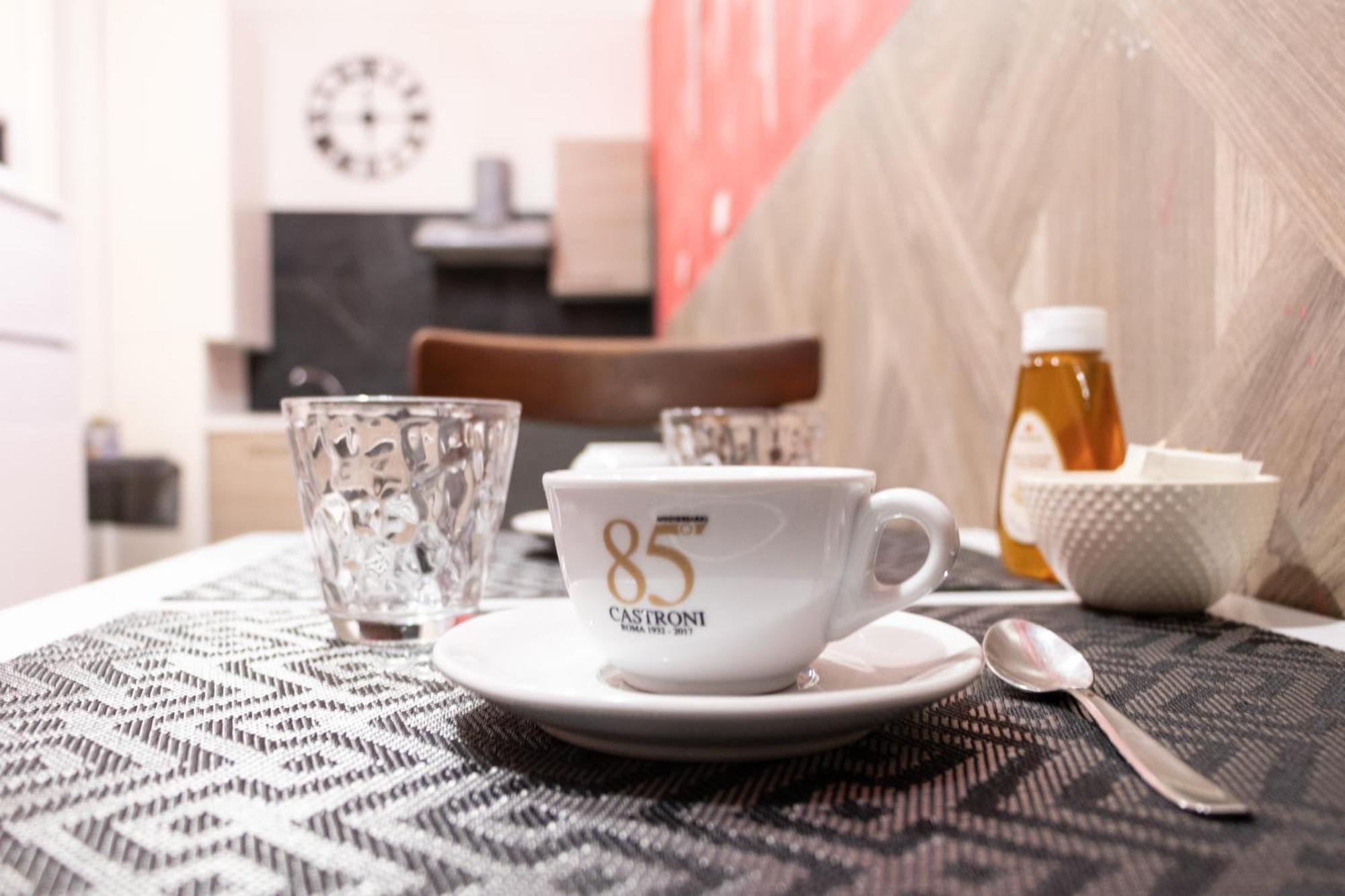 Bed and Breakfast Domus Castroni Scipioni Рим Экстерьер фото
